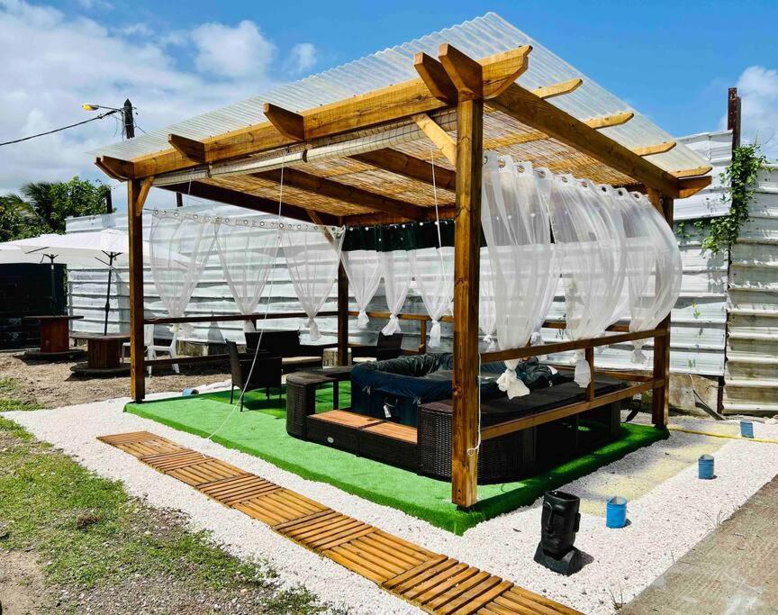 Charmante Villa, Kaz' Aa.Liyah 푸앵트아피트르 외부 사진
